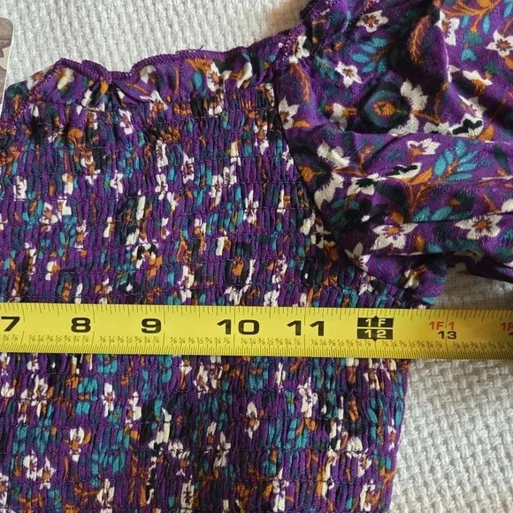 Band of Gypsies Agathe Purple Floral smocked top NWT SZ XS Milkmaid top - Picture 5 of 7